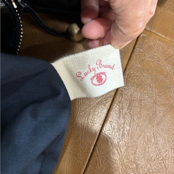 Lucky Brand Black Leather STASH shoulder bag - Picture 7 of 15